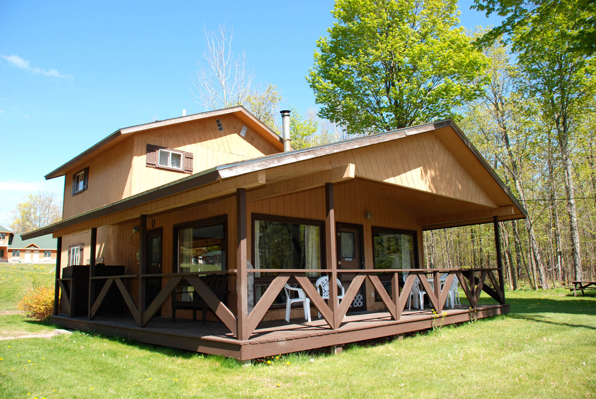 Eagles Nest Cabin Image 2